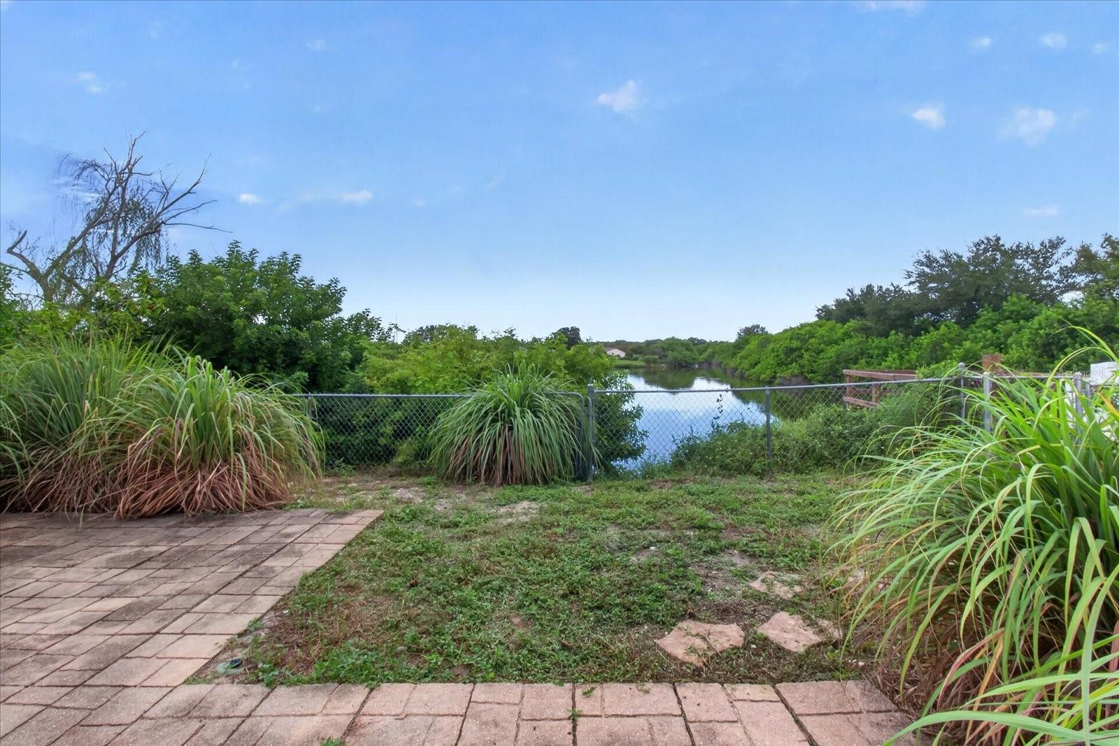 2217 HARRISON DR