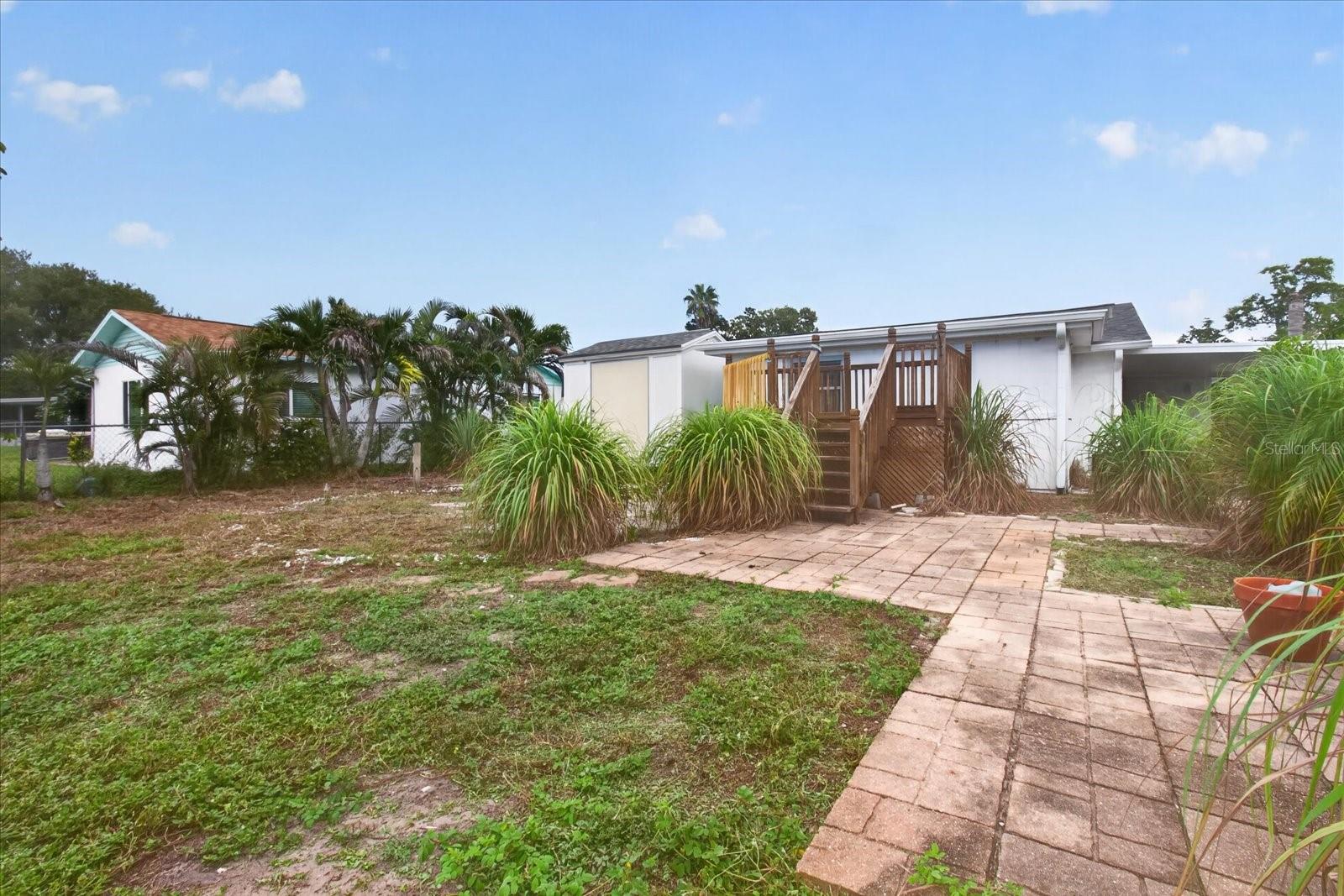 2217 HARRISON DR