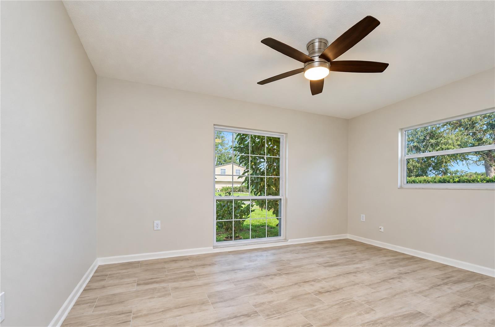 8013 W ELM ST