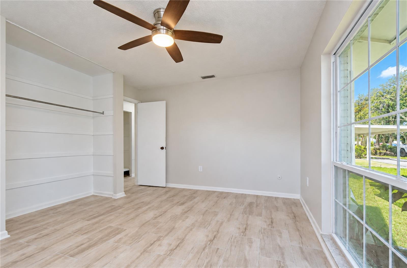 8013 W ELM ST