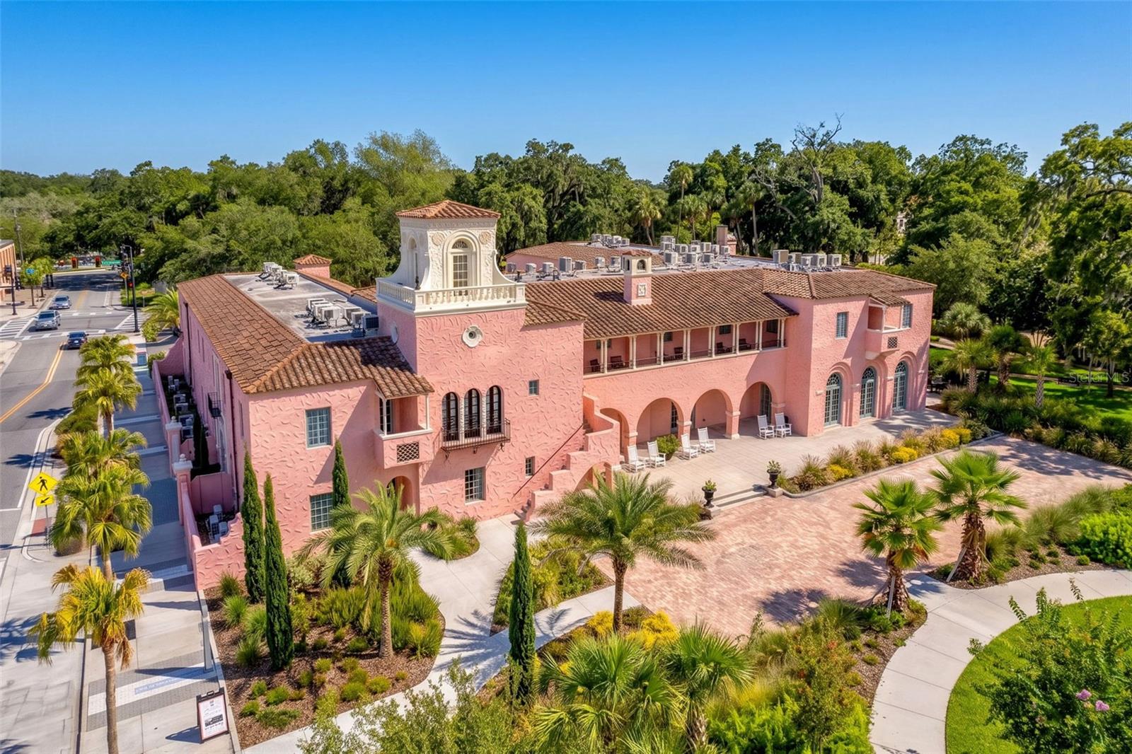 8136 BRIGHTON DRIVE