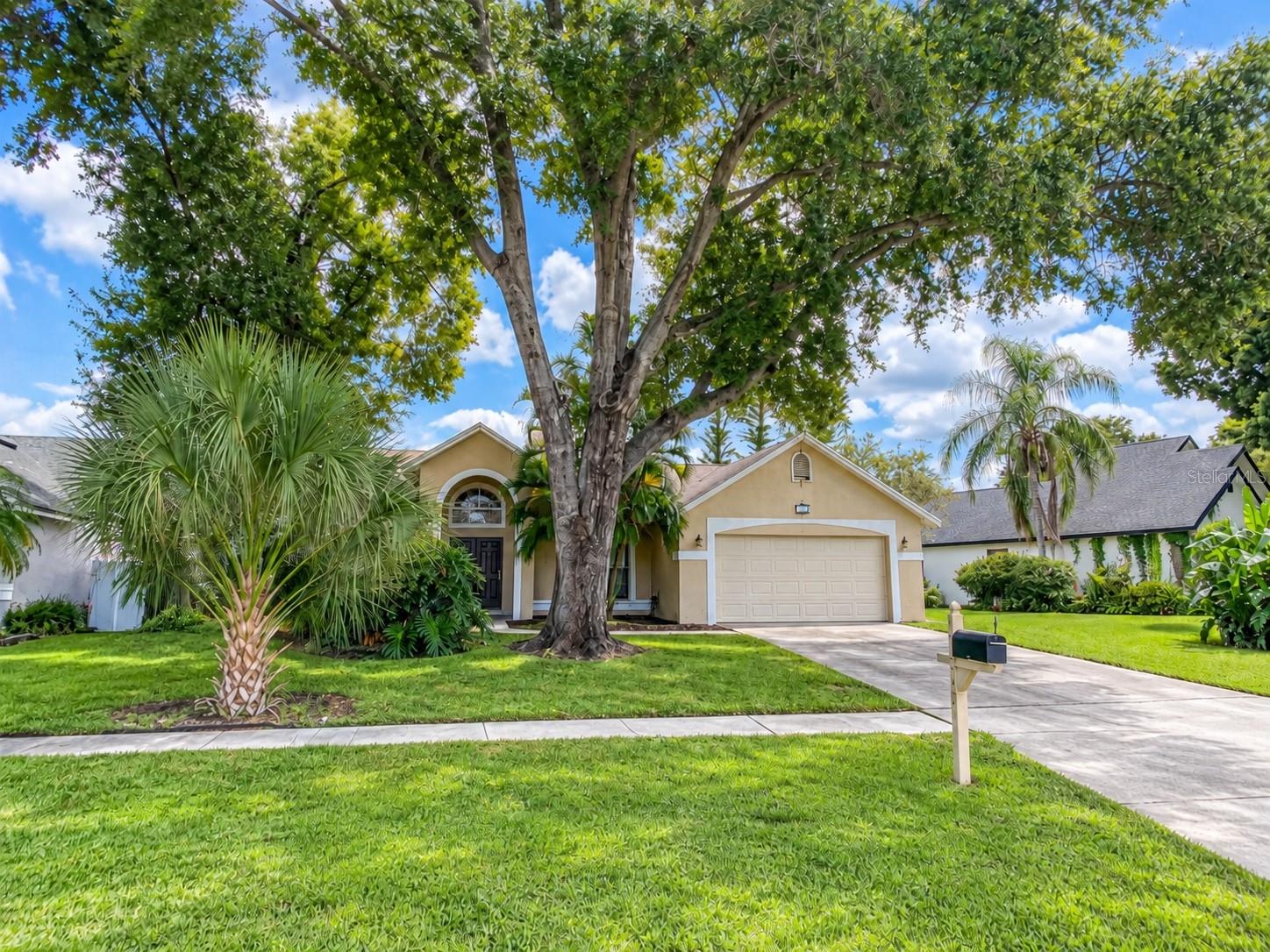 1912 ELK SPRING DR