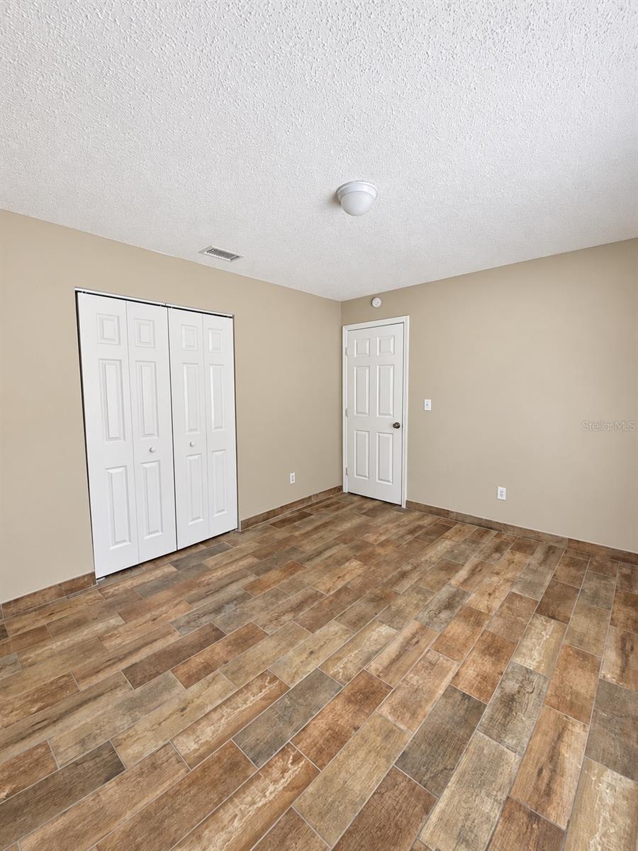 1912 ELK SPRING DR