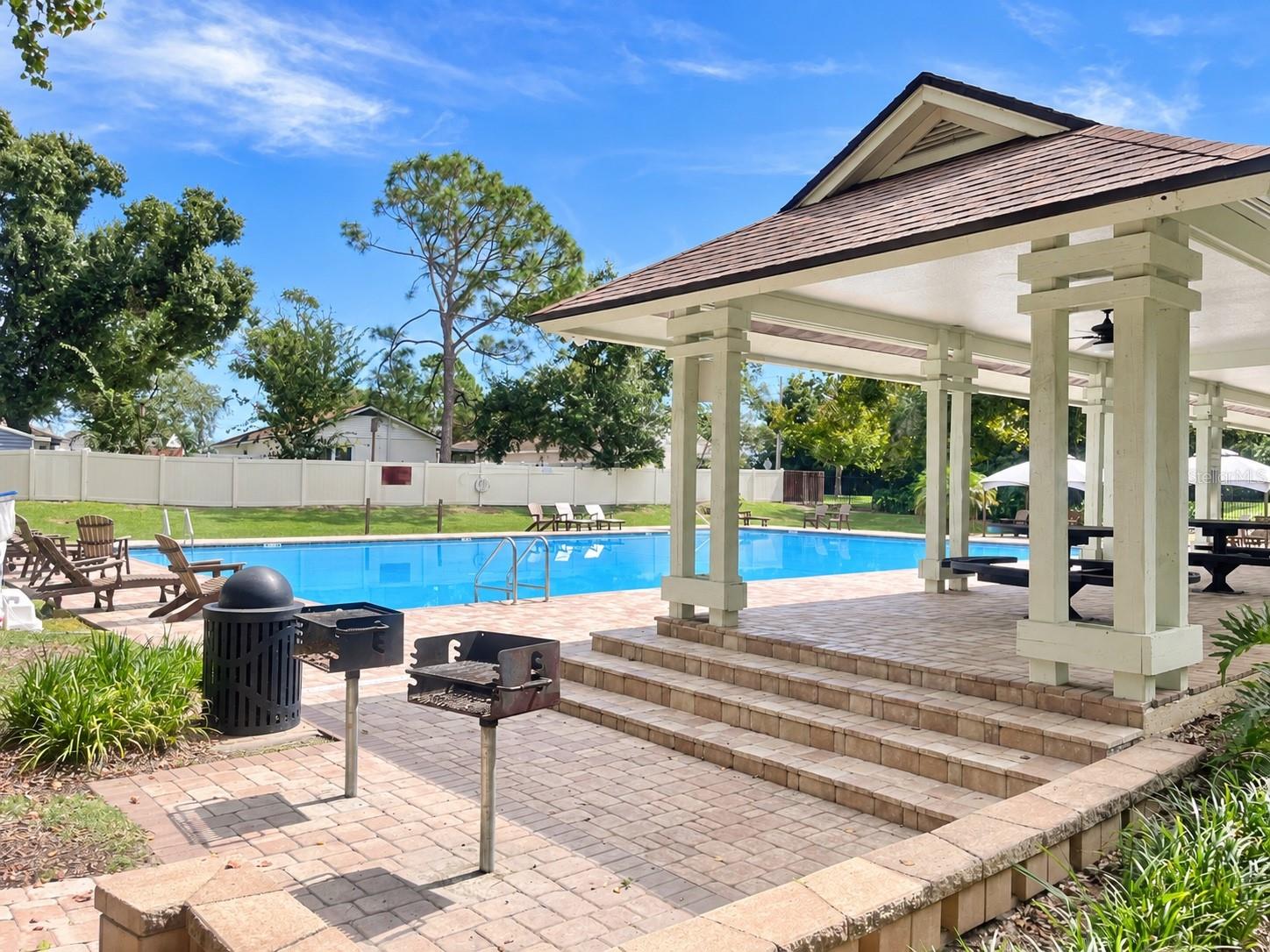1912 ELK SPRING DR
