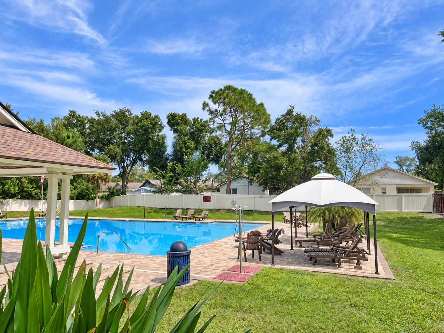 1912 ELK SPRING DR