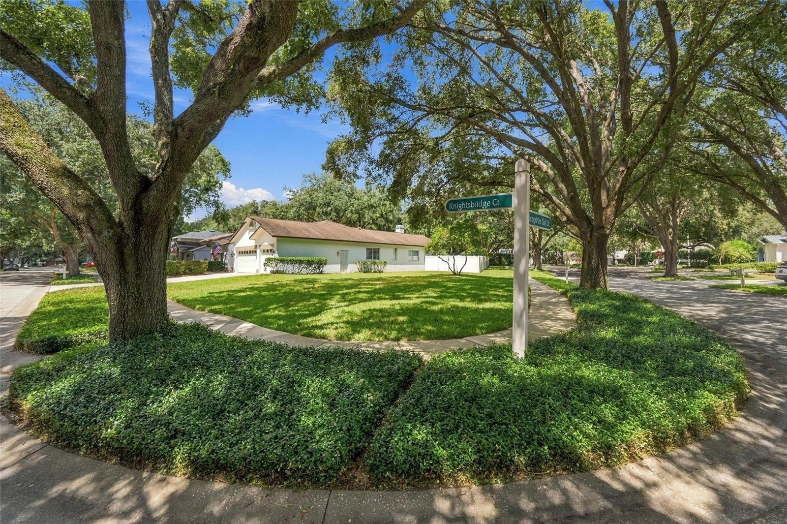 9316 KNIGHTSBRIDGE CT
