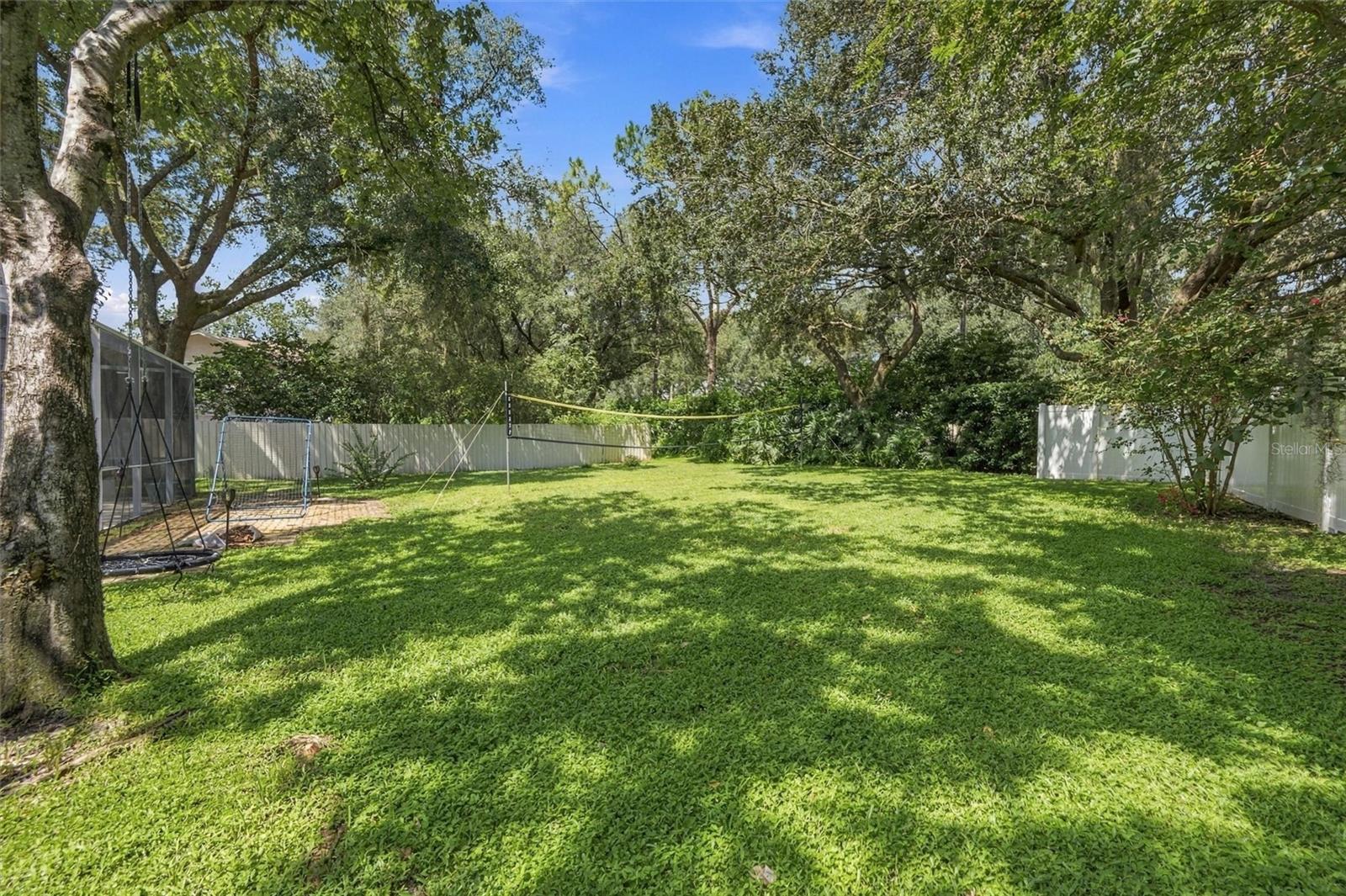 9316 KNIGHTSBRIDGE CT
