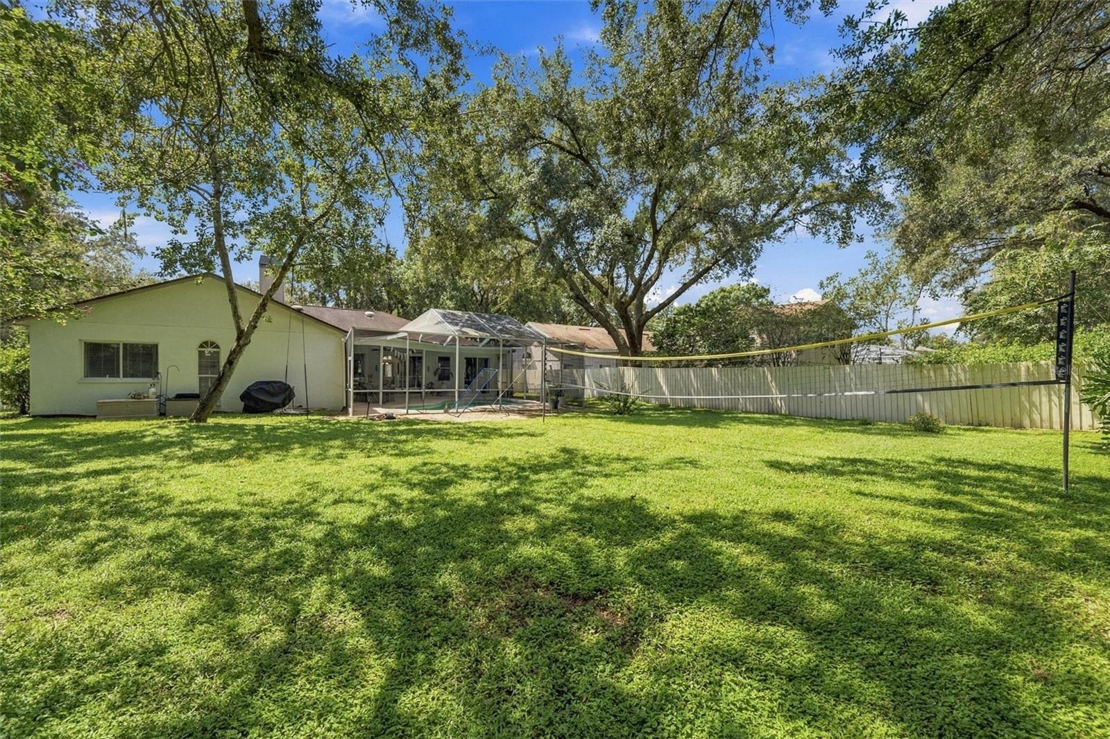 9316 KNIGHTSBRIDGE CT
