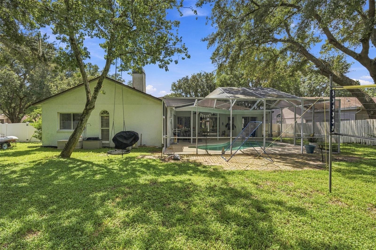 9316 KNIGHTSBRIDGE CT