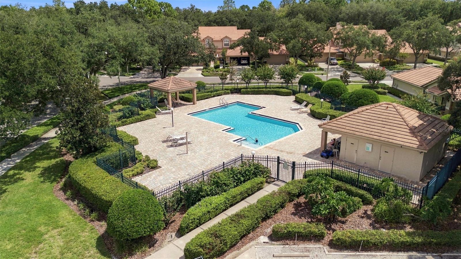 9316 KNIGHTSBRIDGE CT