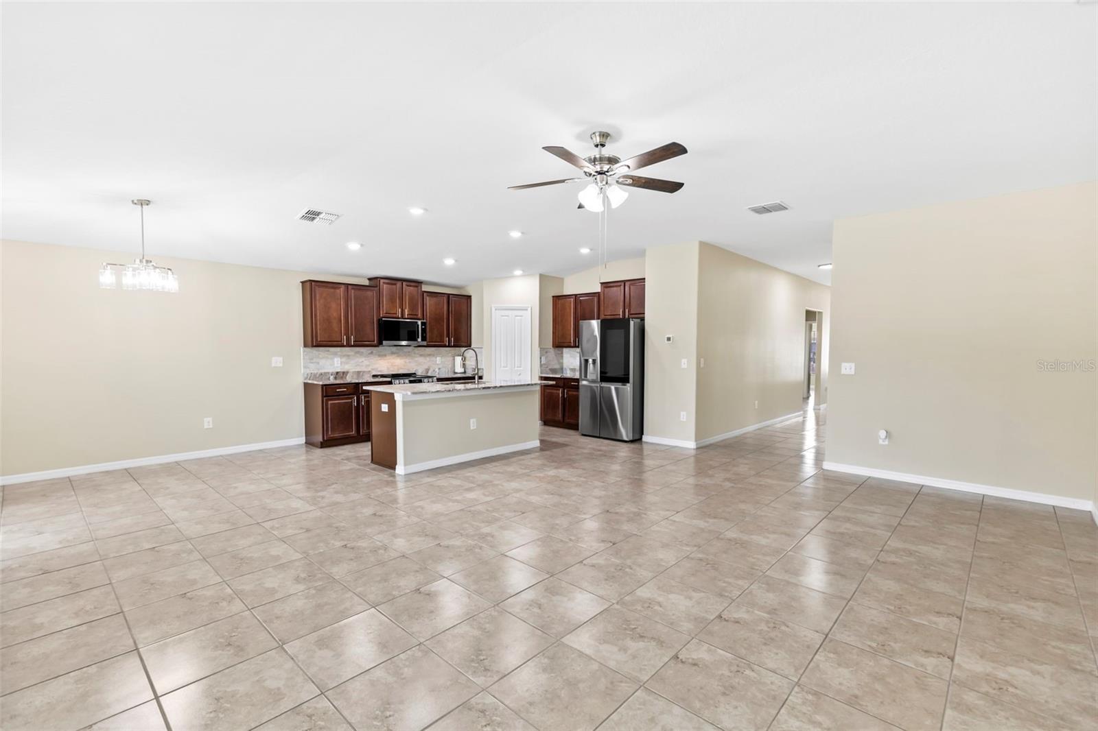 10633 STANDING STONE DR
