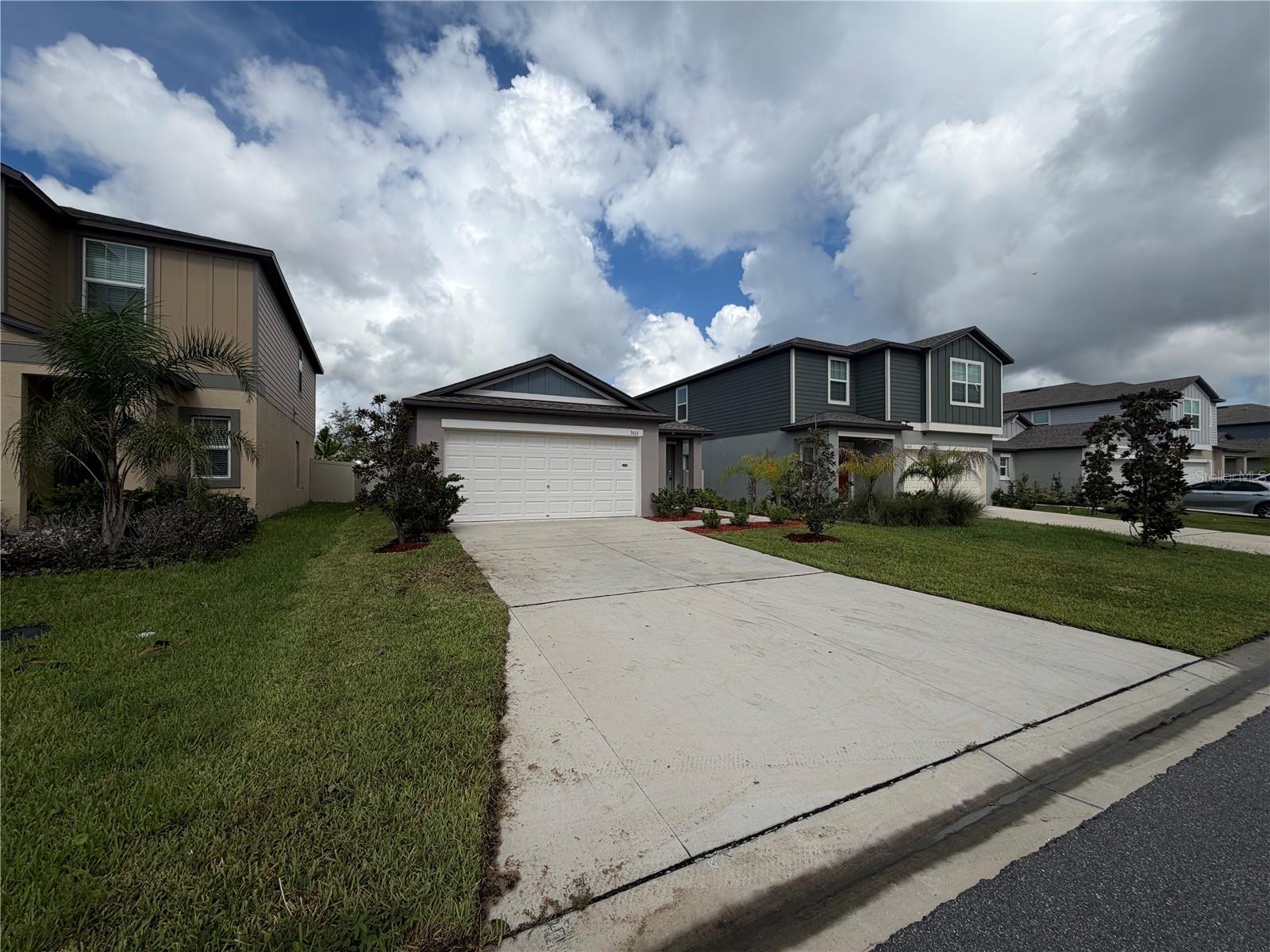 3513 RADIANT MOUNTAIN DR