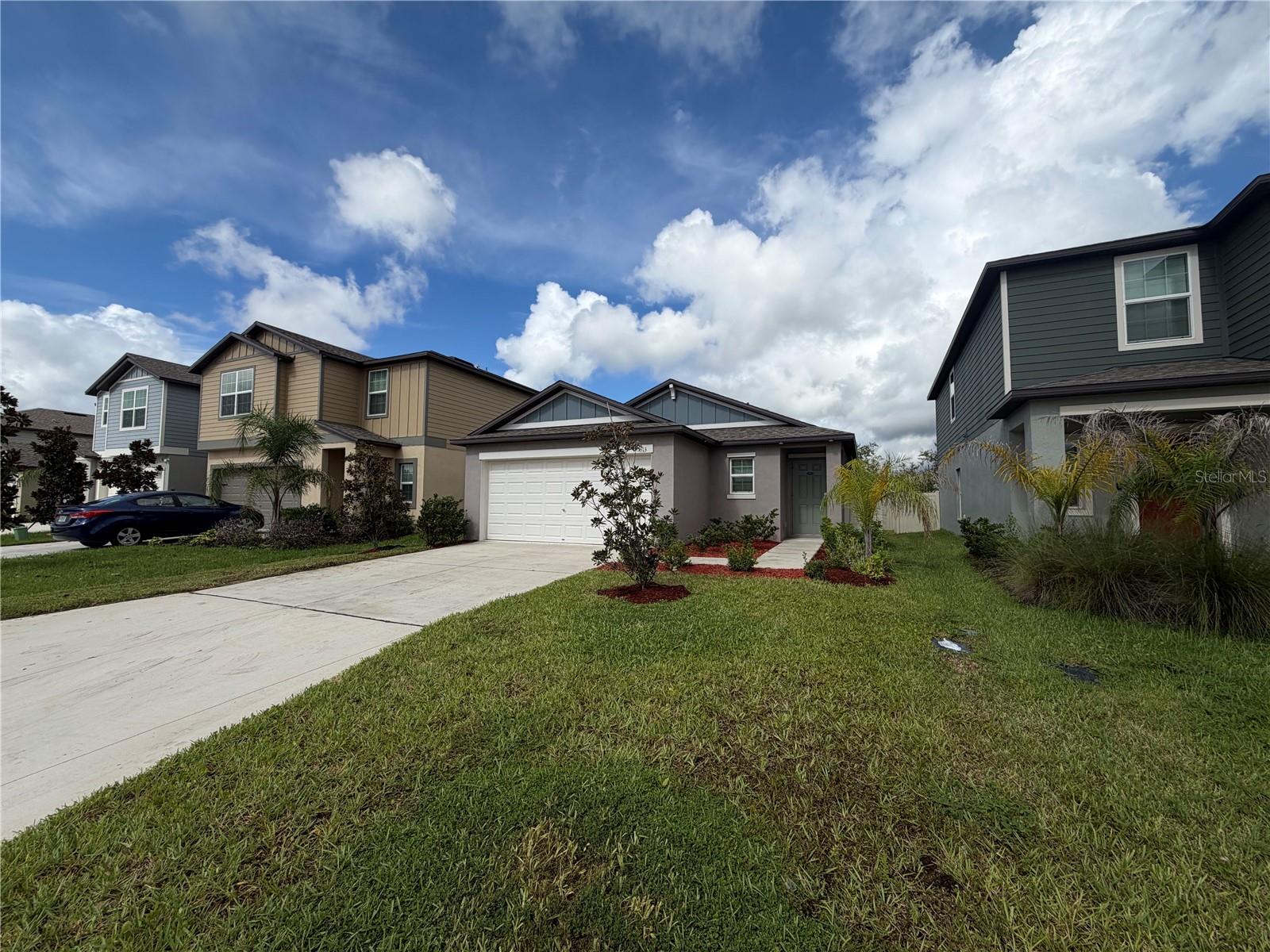 3513 RADIANT MOUNTAIN DR