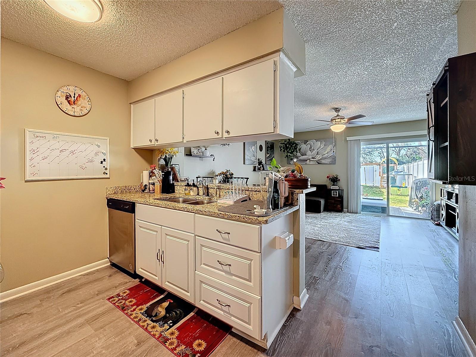 6128 OAK CLUSTER CIR