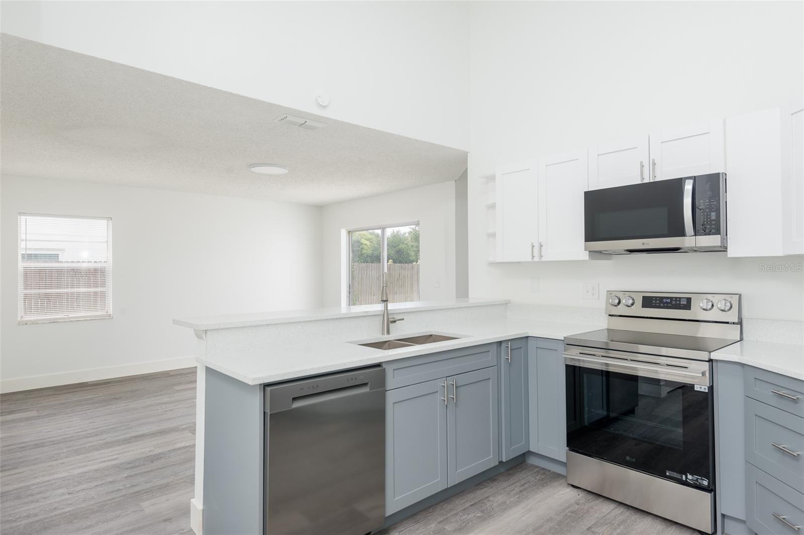 12114 FRUITWOOD DR