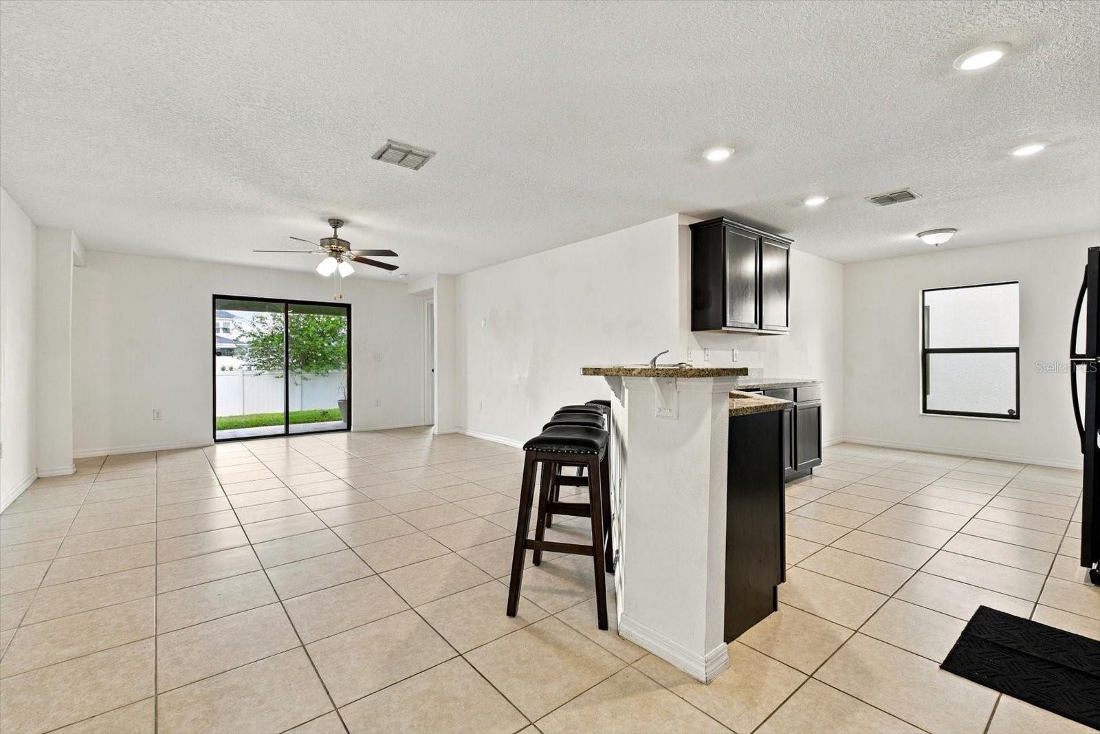 810 CHATHAM WALK DR