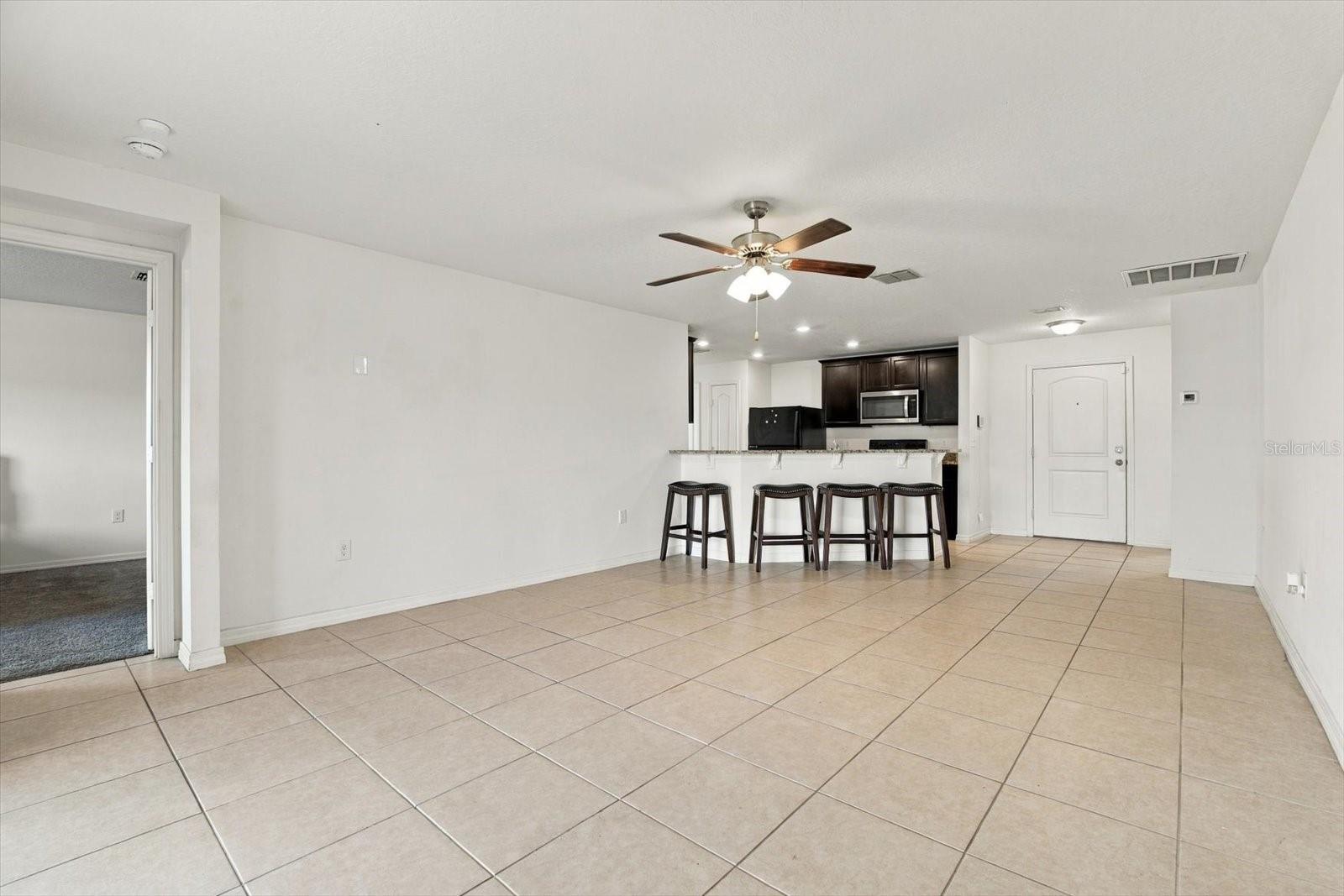 810 CHATHAM WALK DR