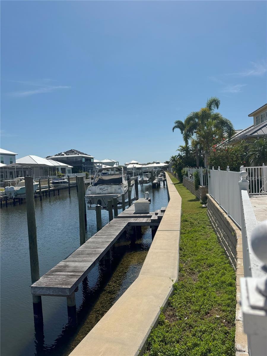 625 MIRABAY BLVD