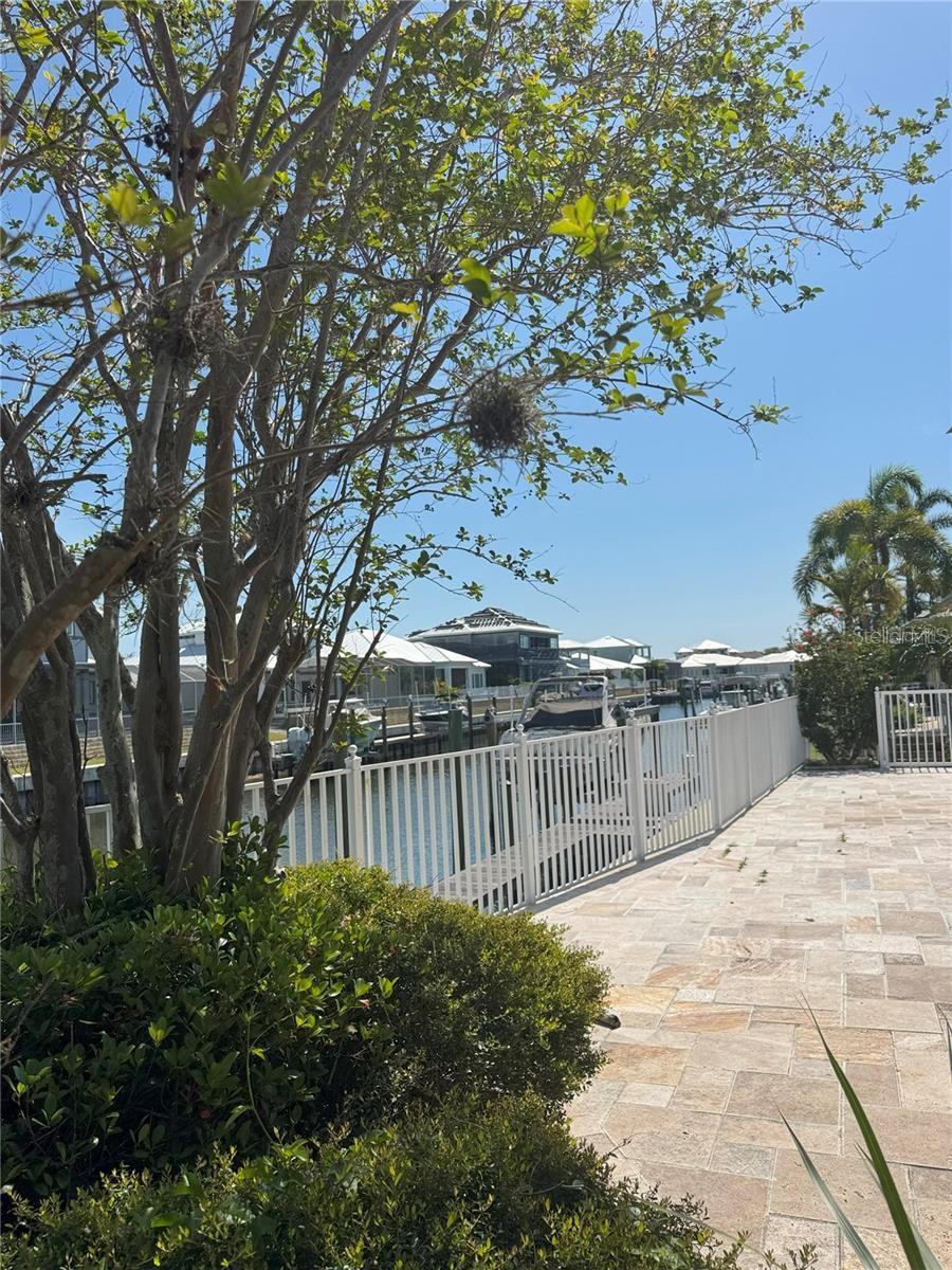 625 MIRABAY BLVD