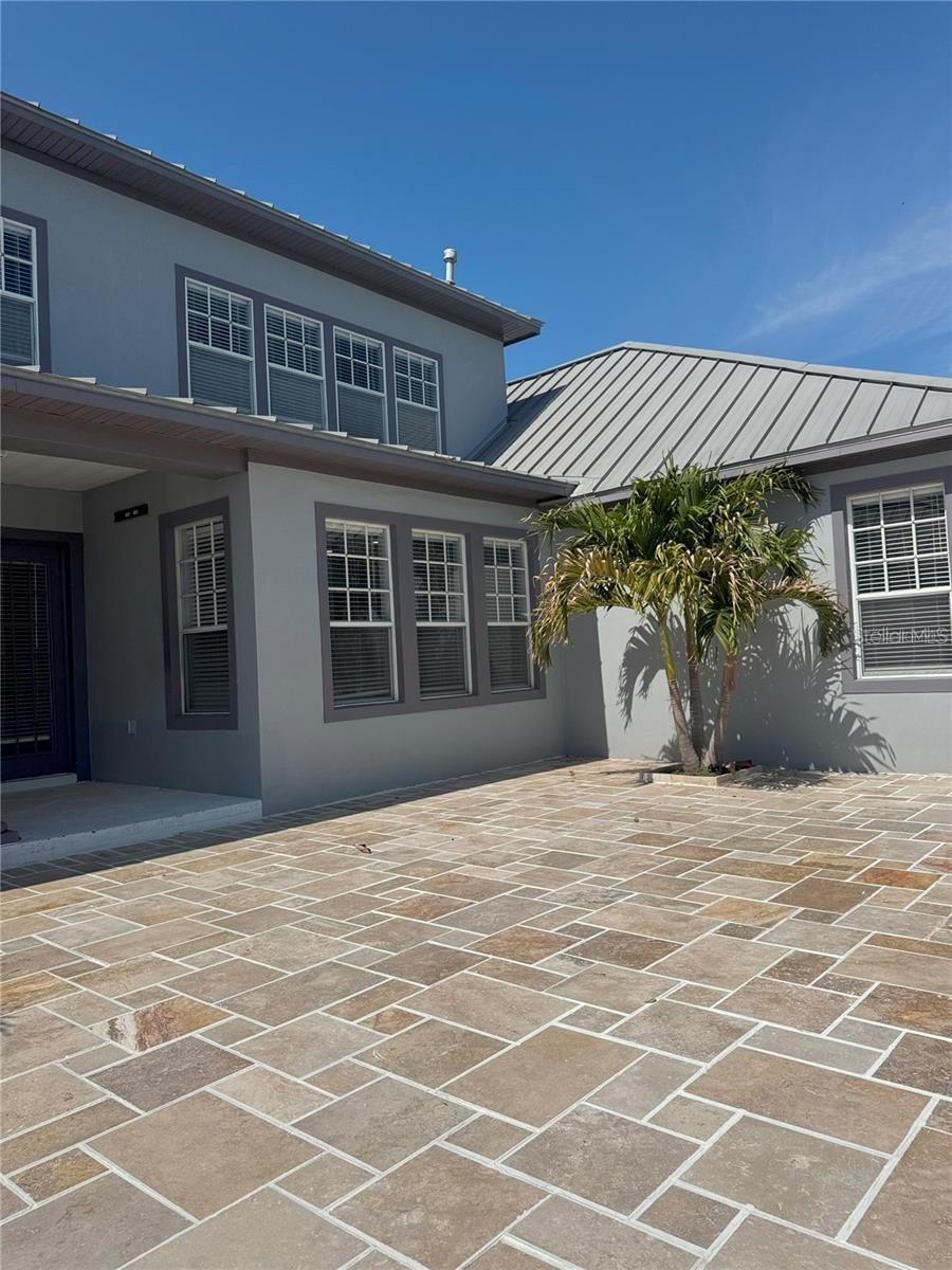 625 MIRABAY BLVD