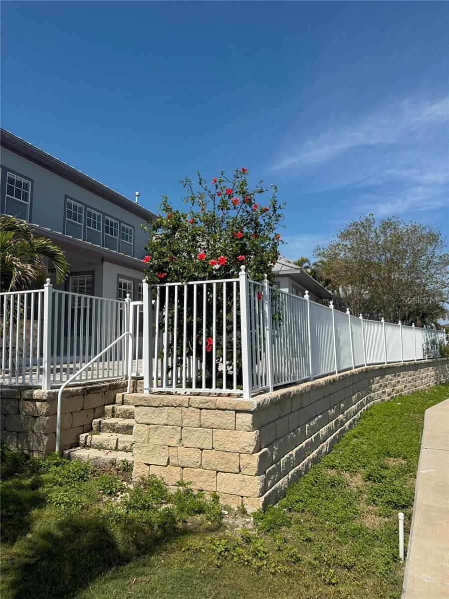 625 MIRABAY BLVD