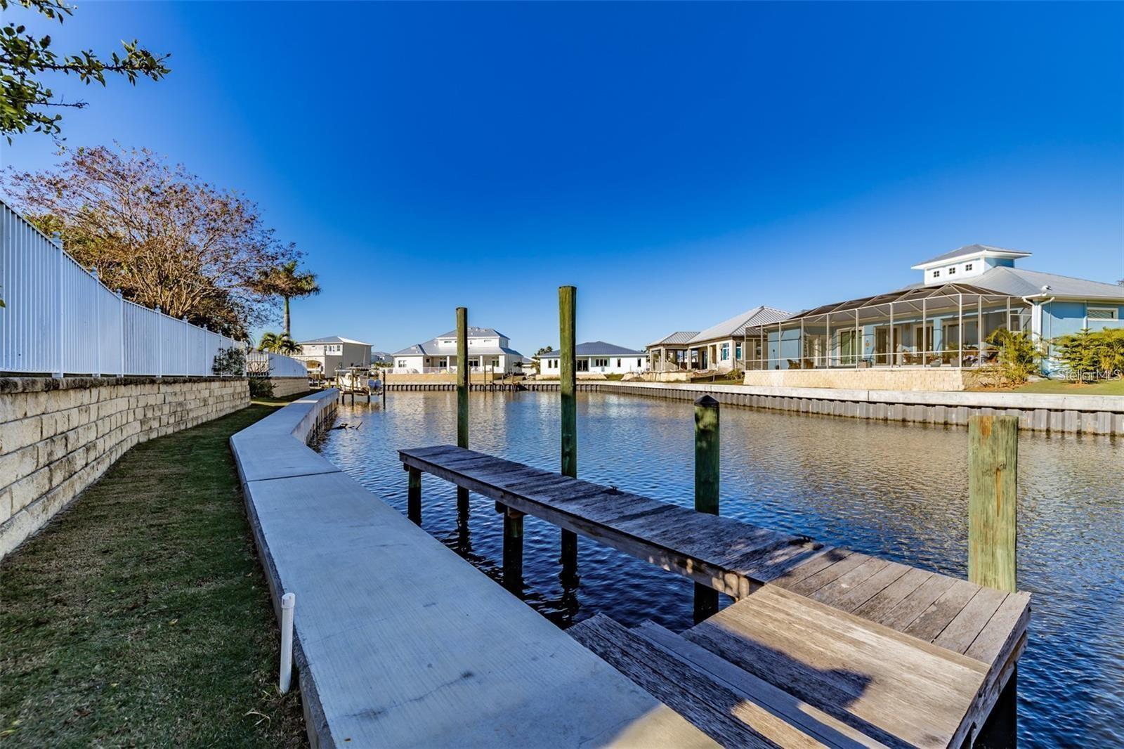 625 MIRABAY BLVD