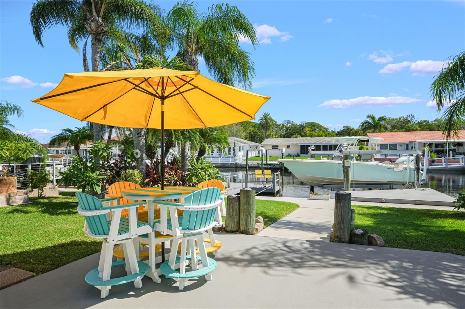 4916 POMPANO DR