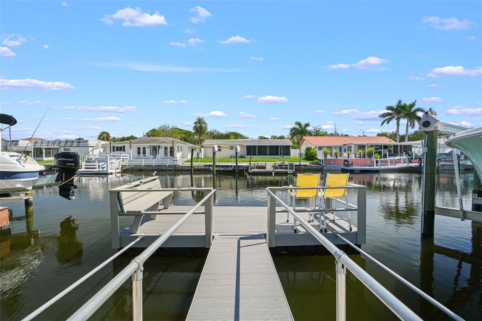 4916 POMPANO DR