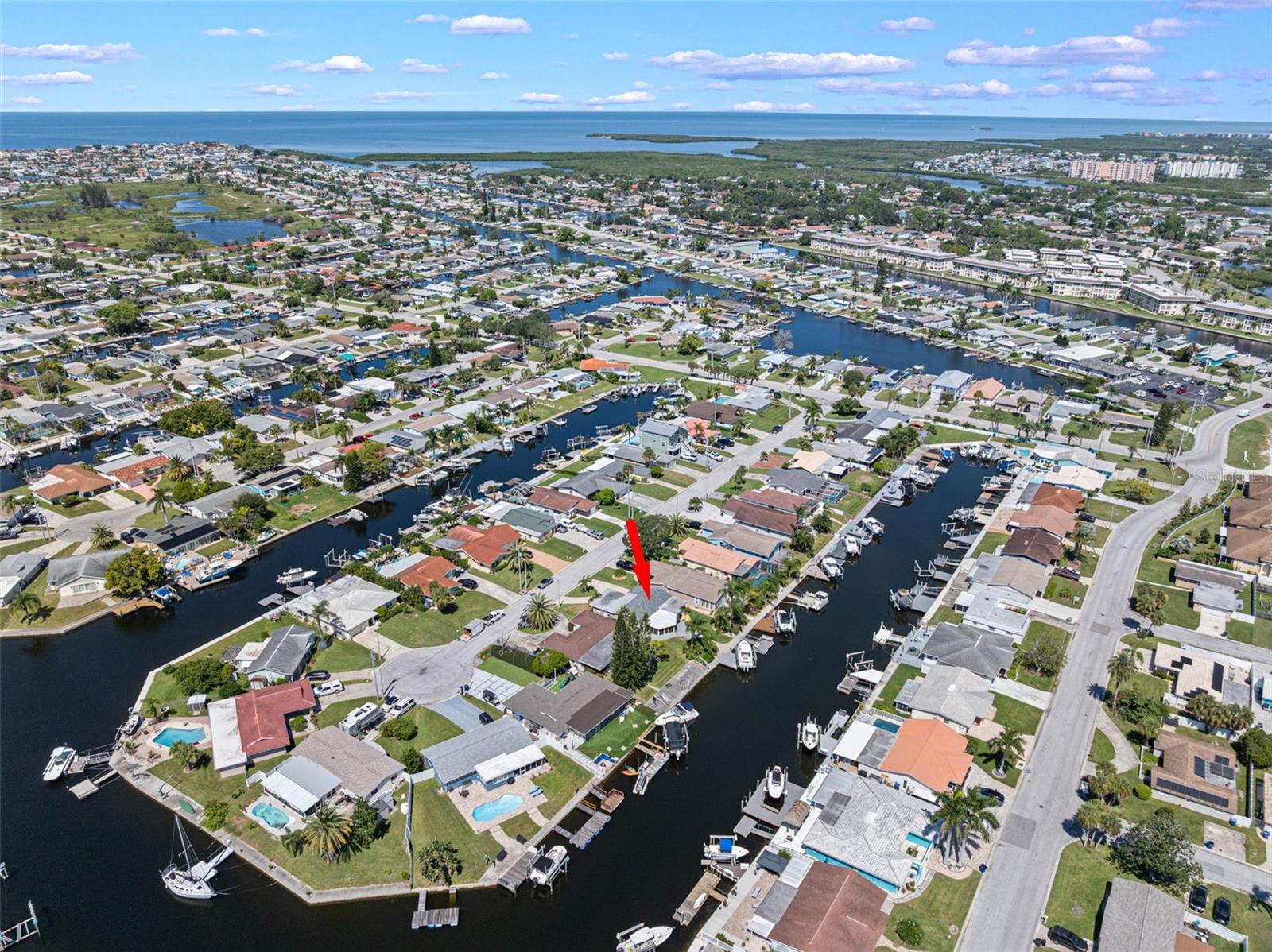4916 POMPANO DR