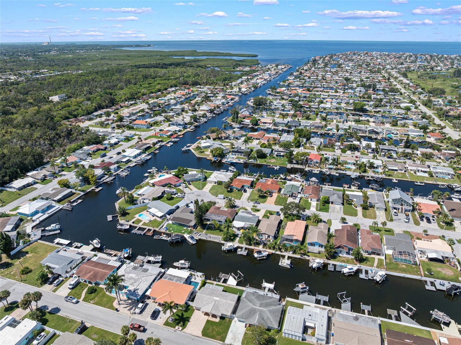 4916 POMPANO DR