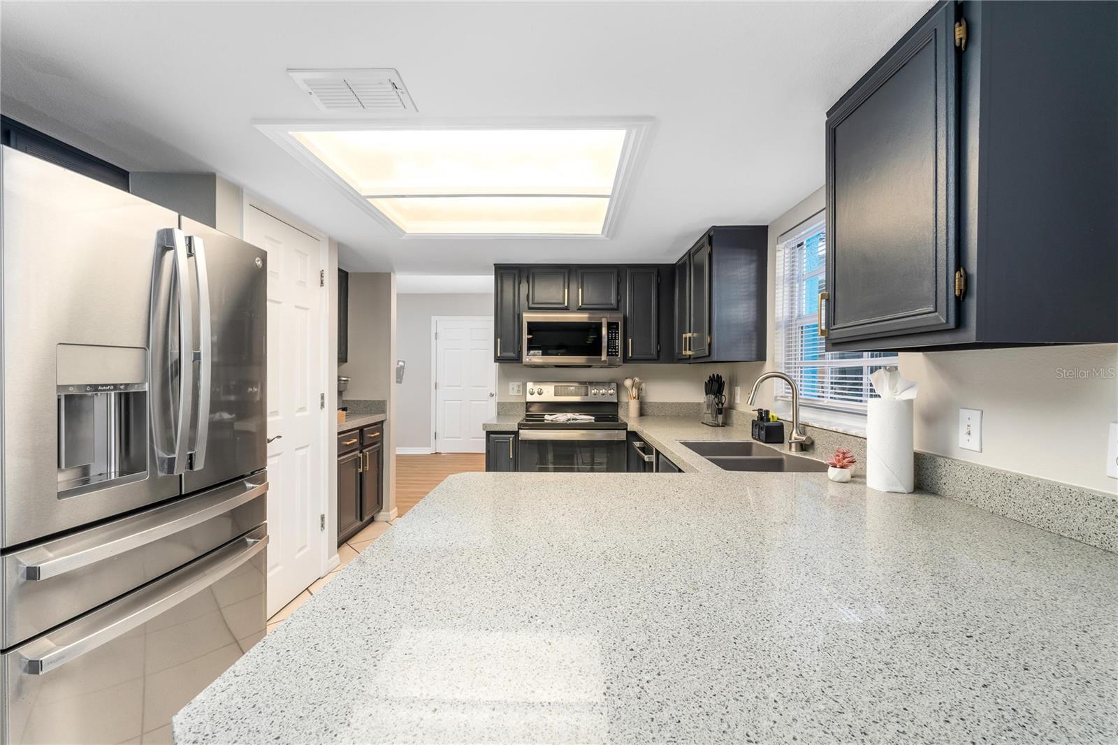 8015 INTERBAY BLVD