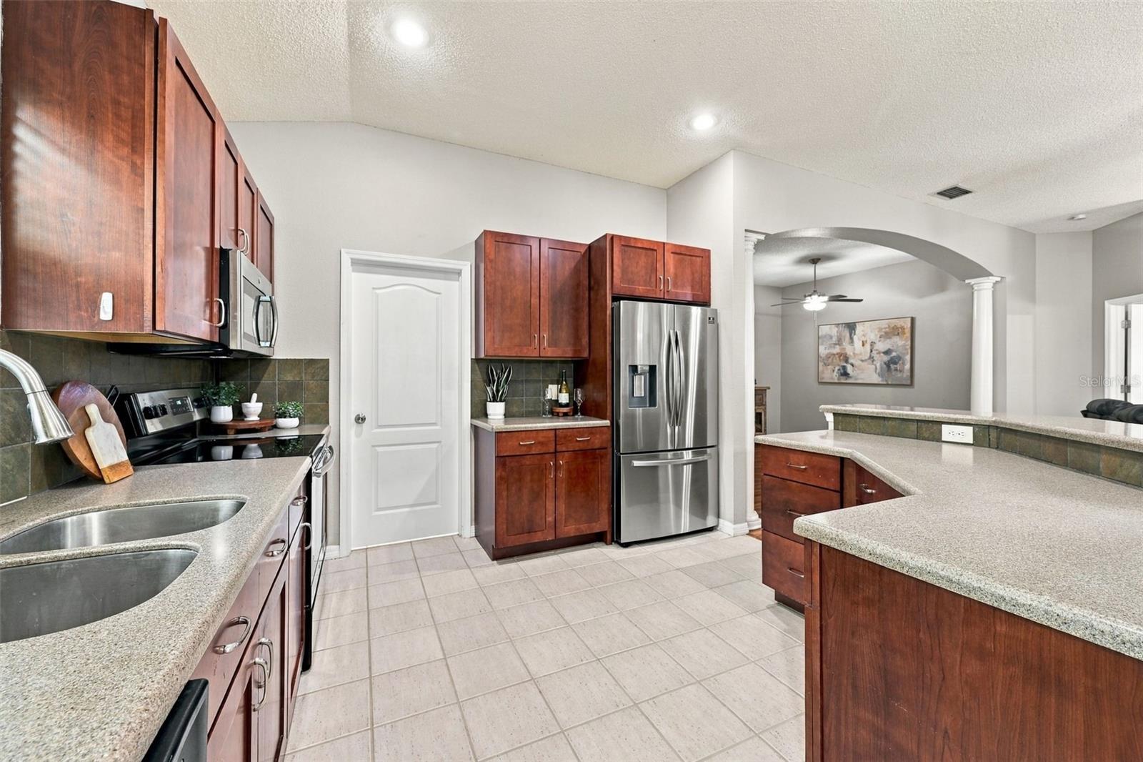 19401 MELODY FAIR PL