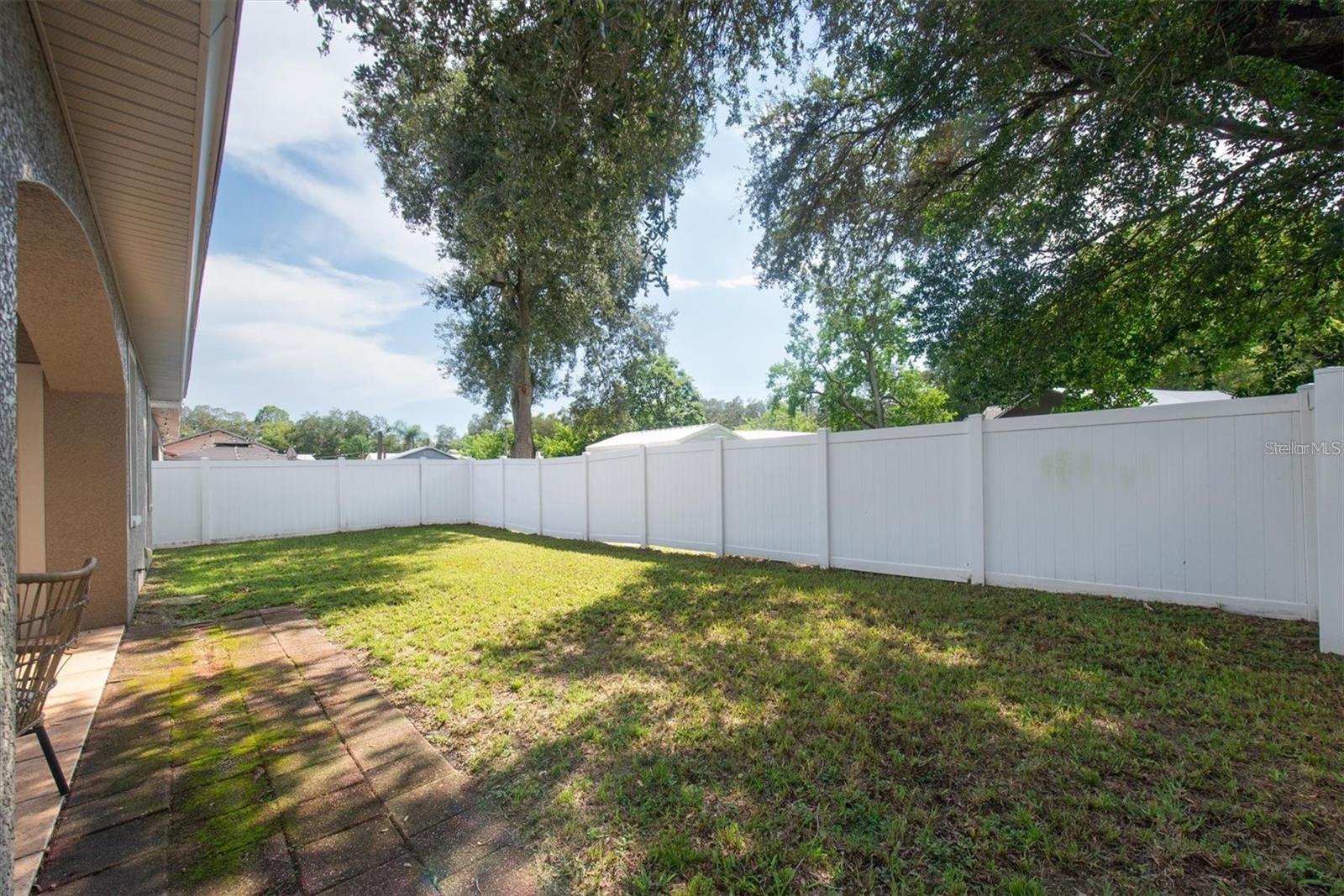 8930 N NEWPORT AVE