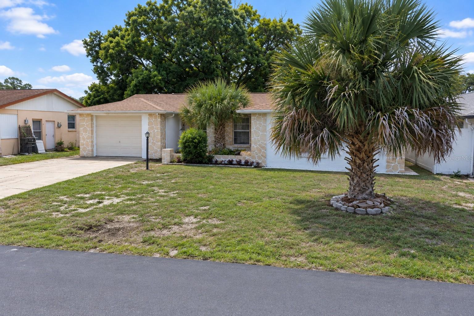 7904 JUDITH CRES