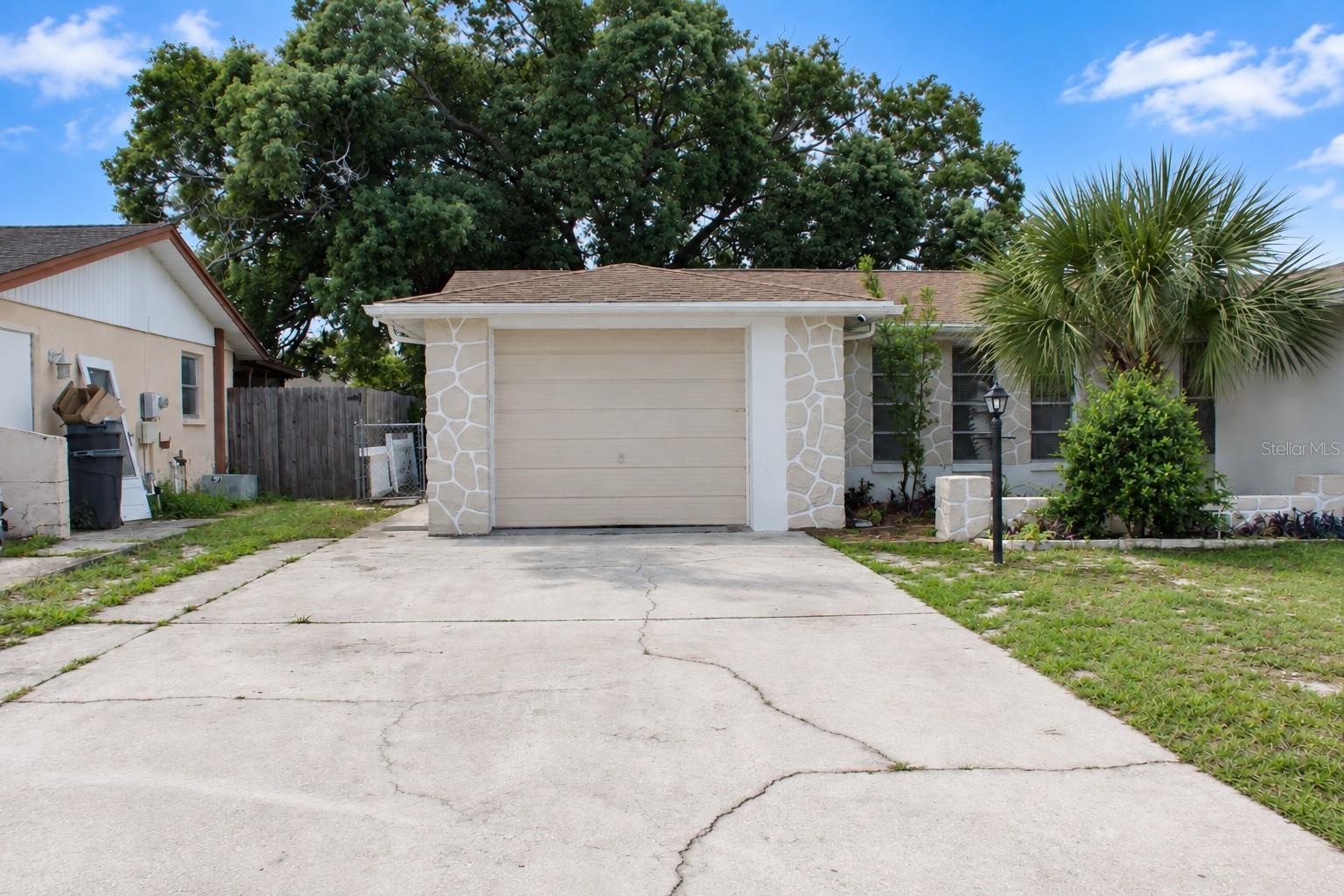 7904 JUDITH CRES