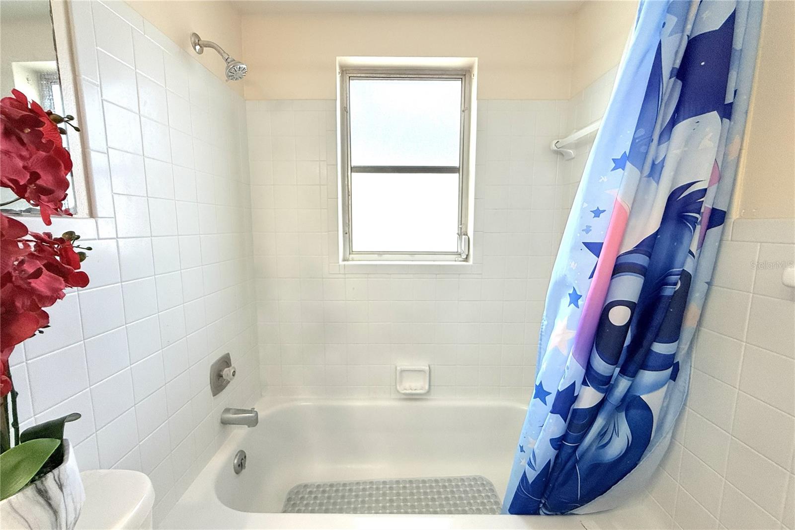 7904 JUDITH CRES