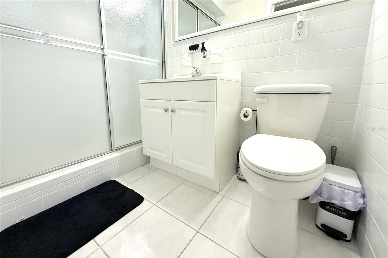 7904 JUDITH CRES
