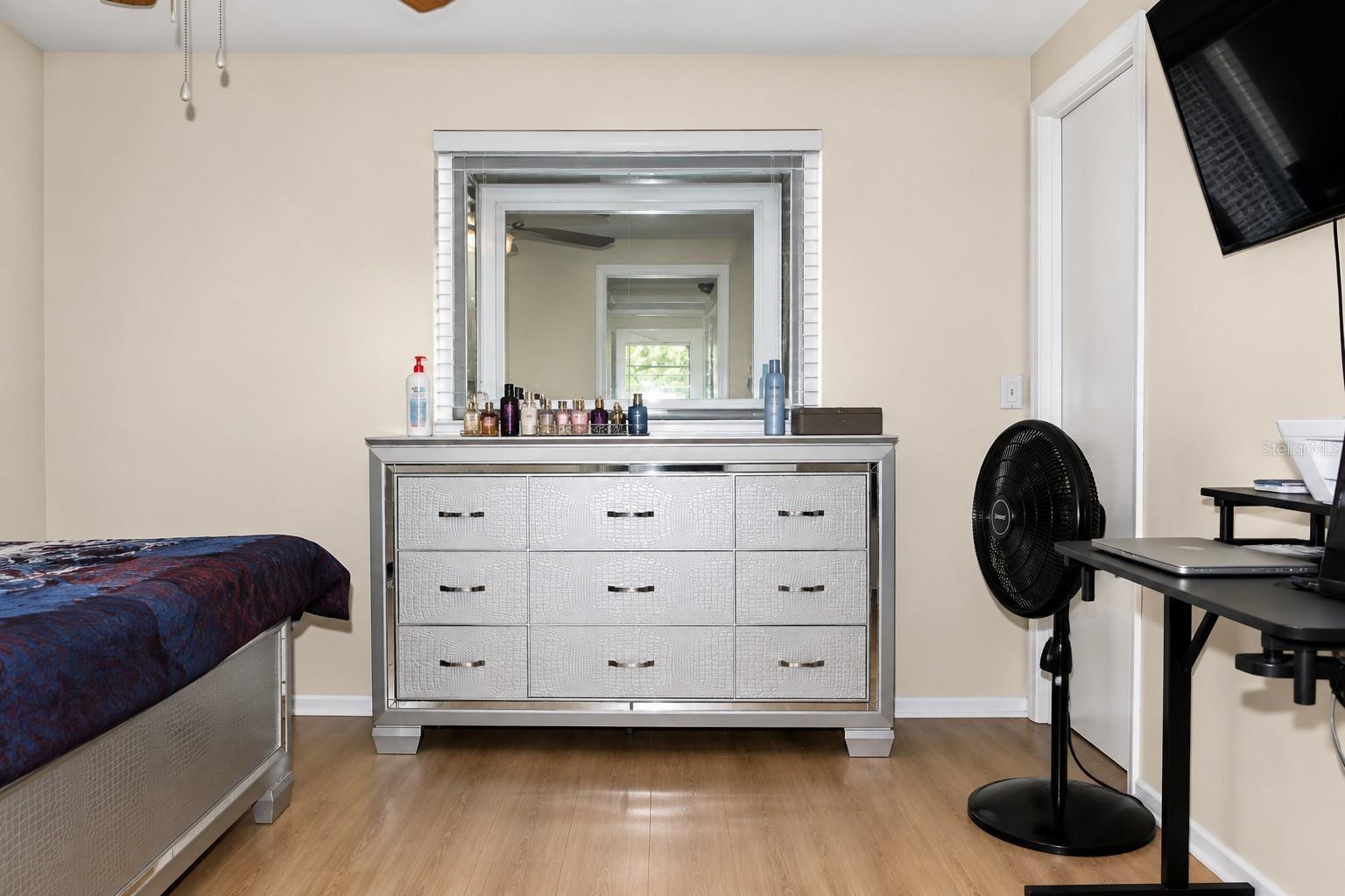 7904 JUDITH CRES