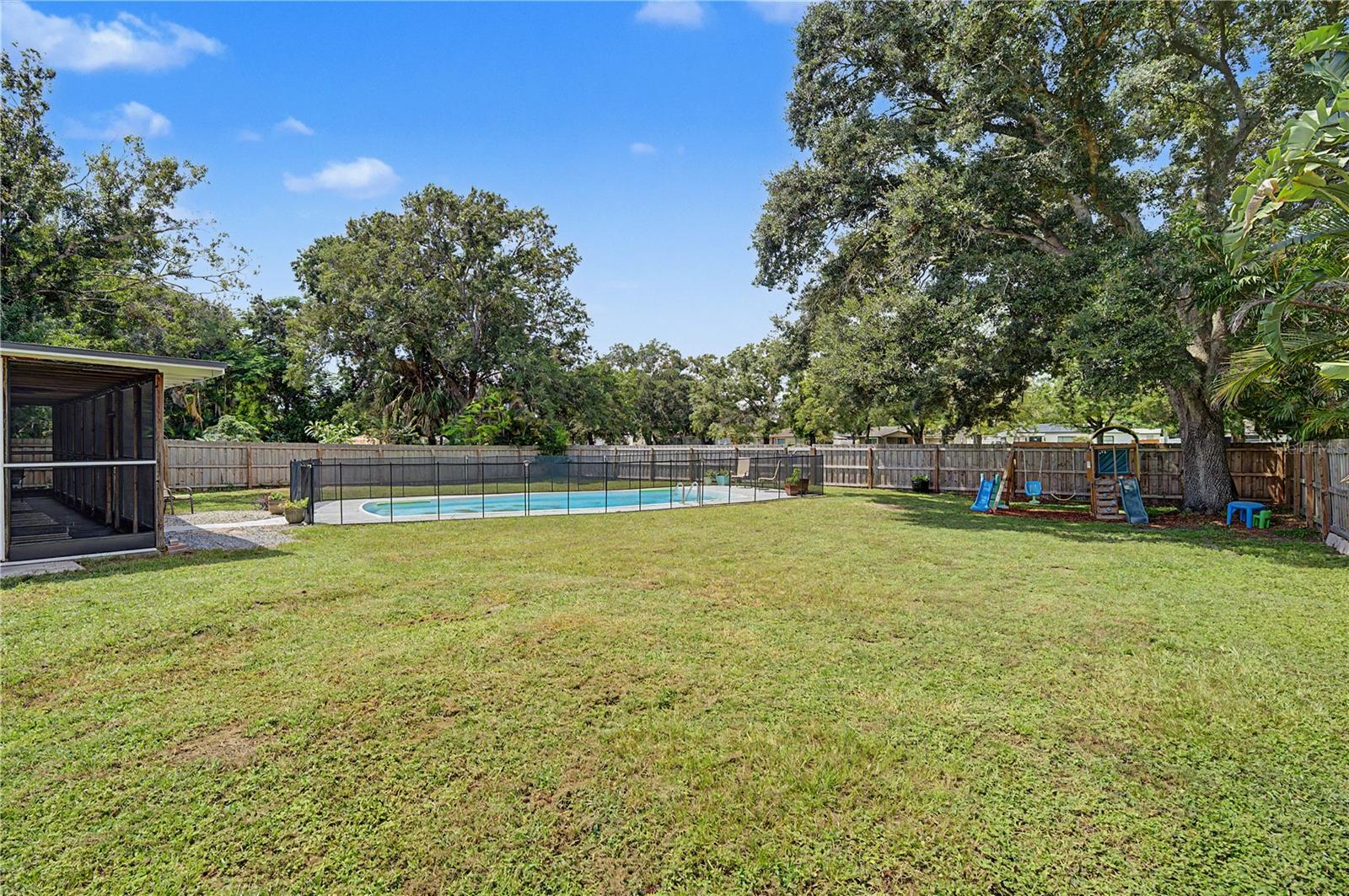10246 N VALLE DR