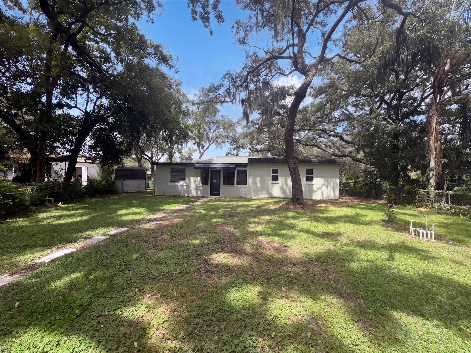 10806 W ELBOW DR