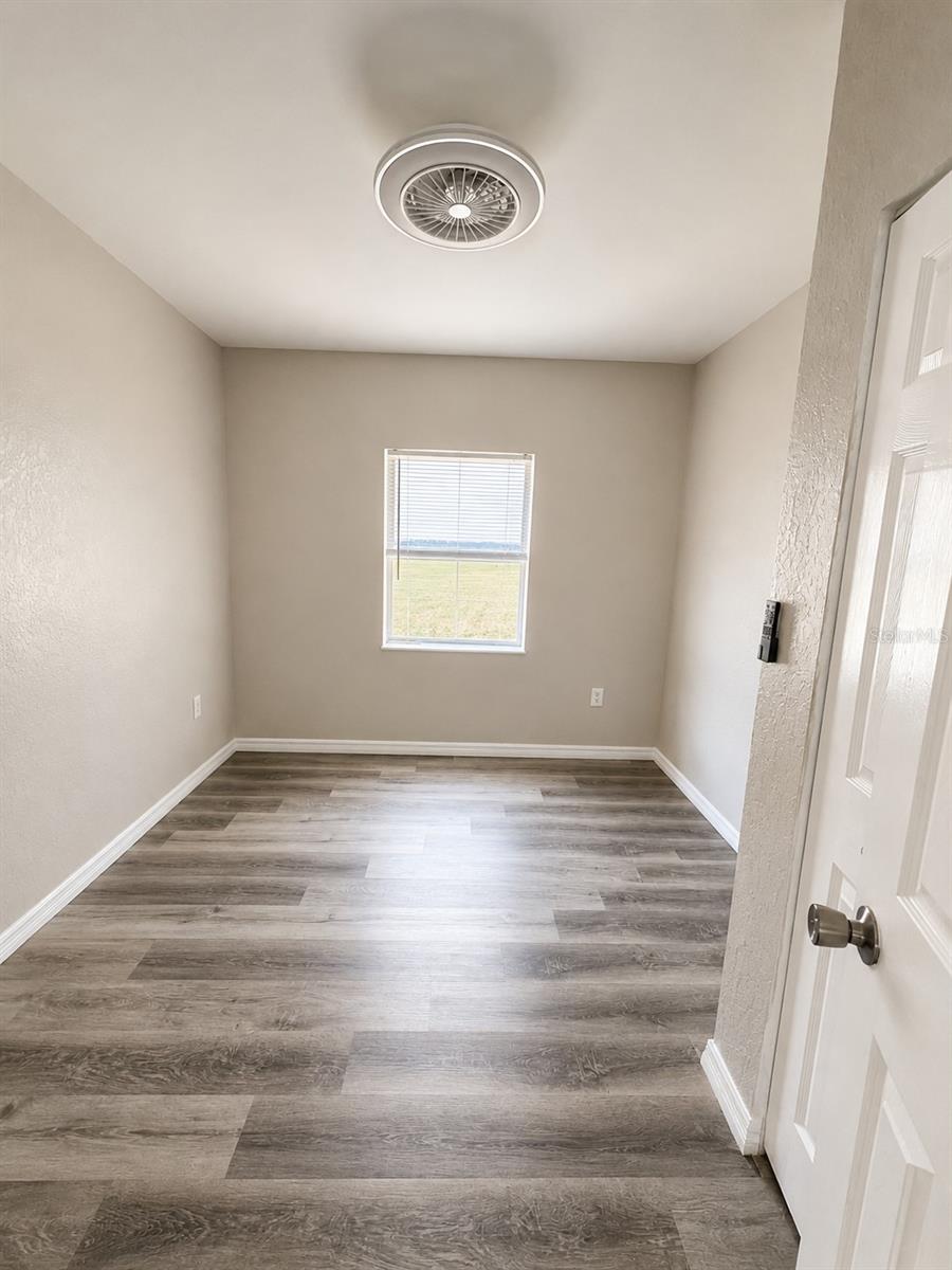 2503 N WILDER LOOP