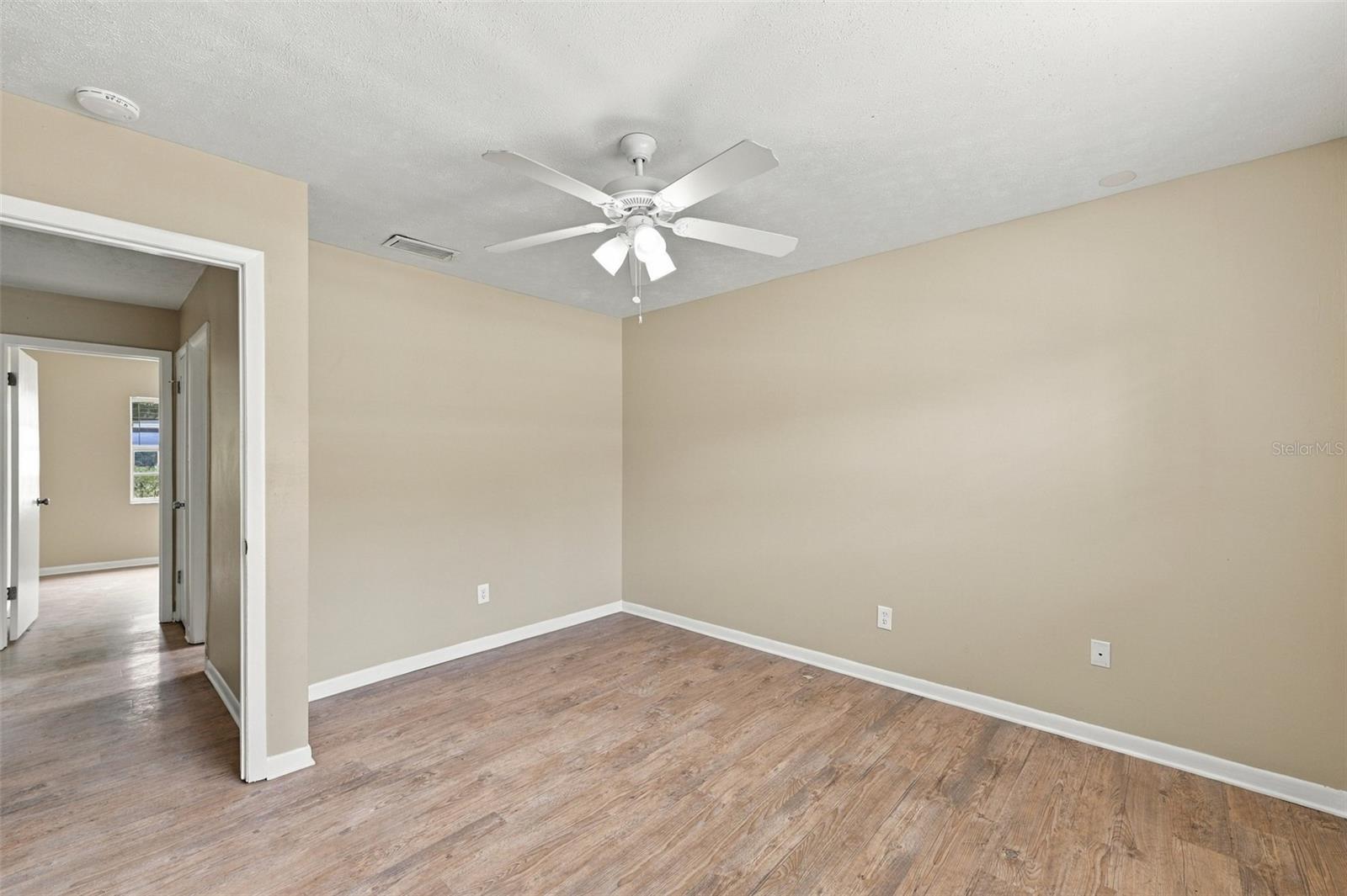 509 CLEMONS RD