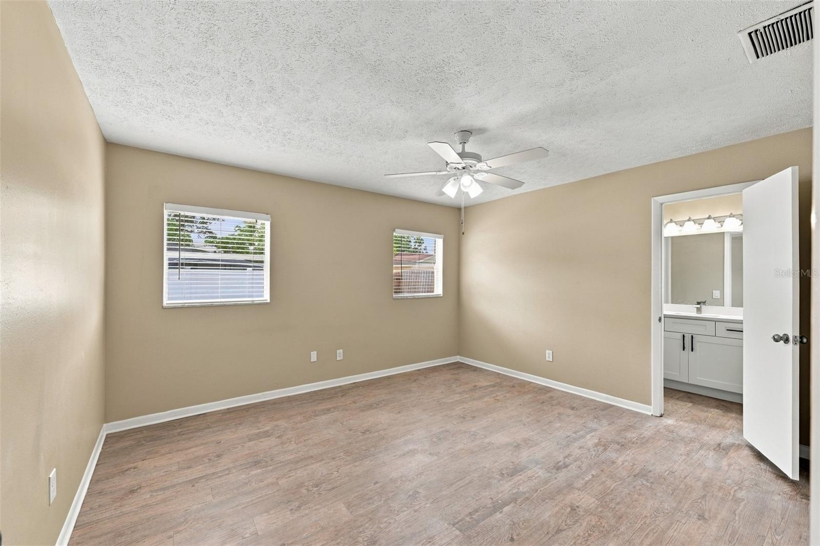 509 CLEMONS RD