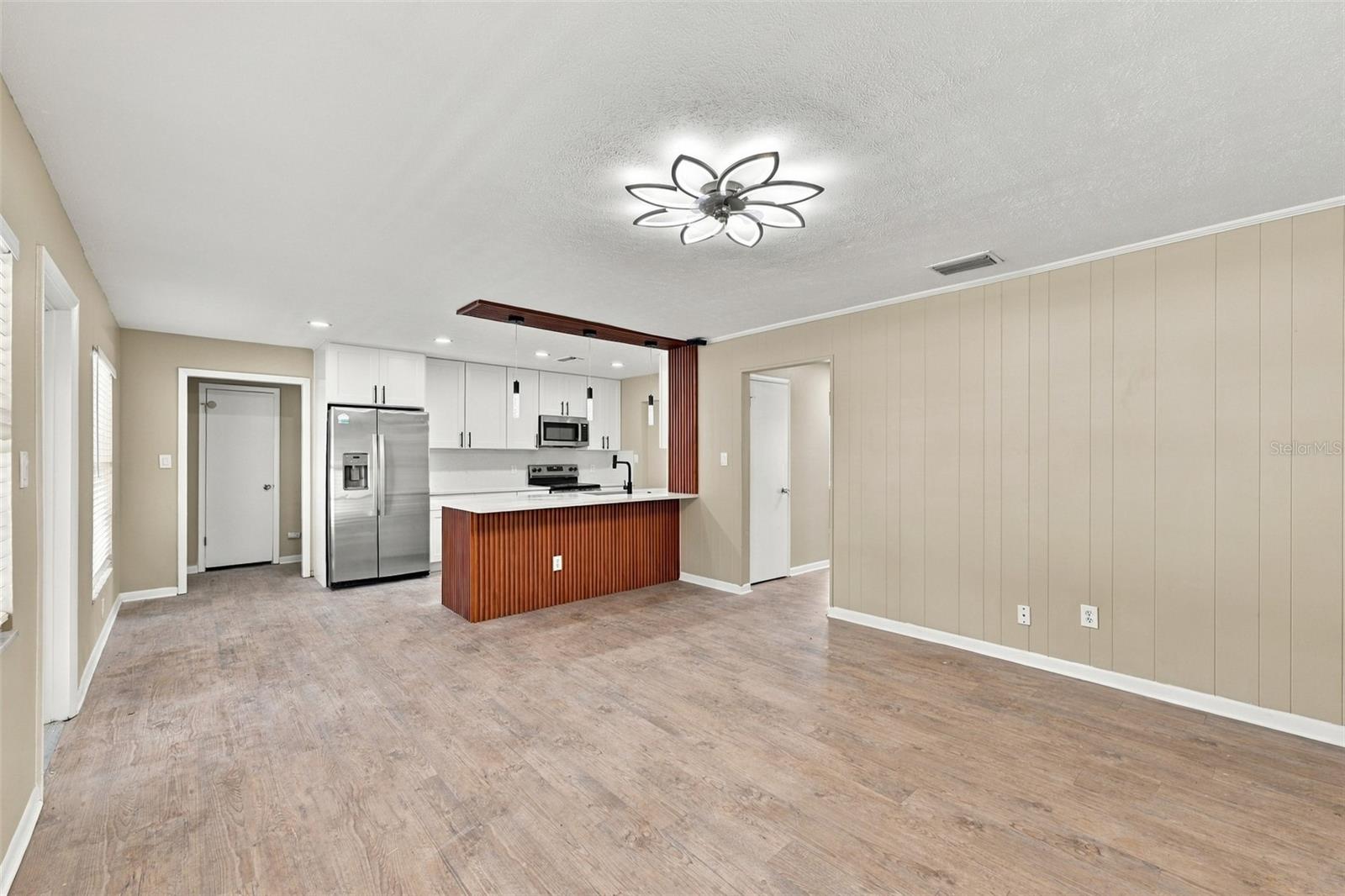 509 CLEMONS RD