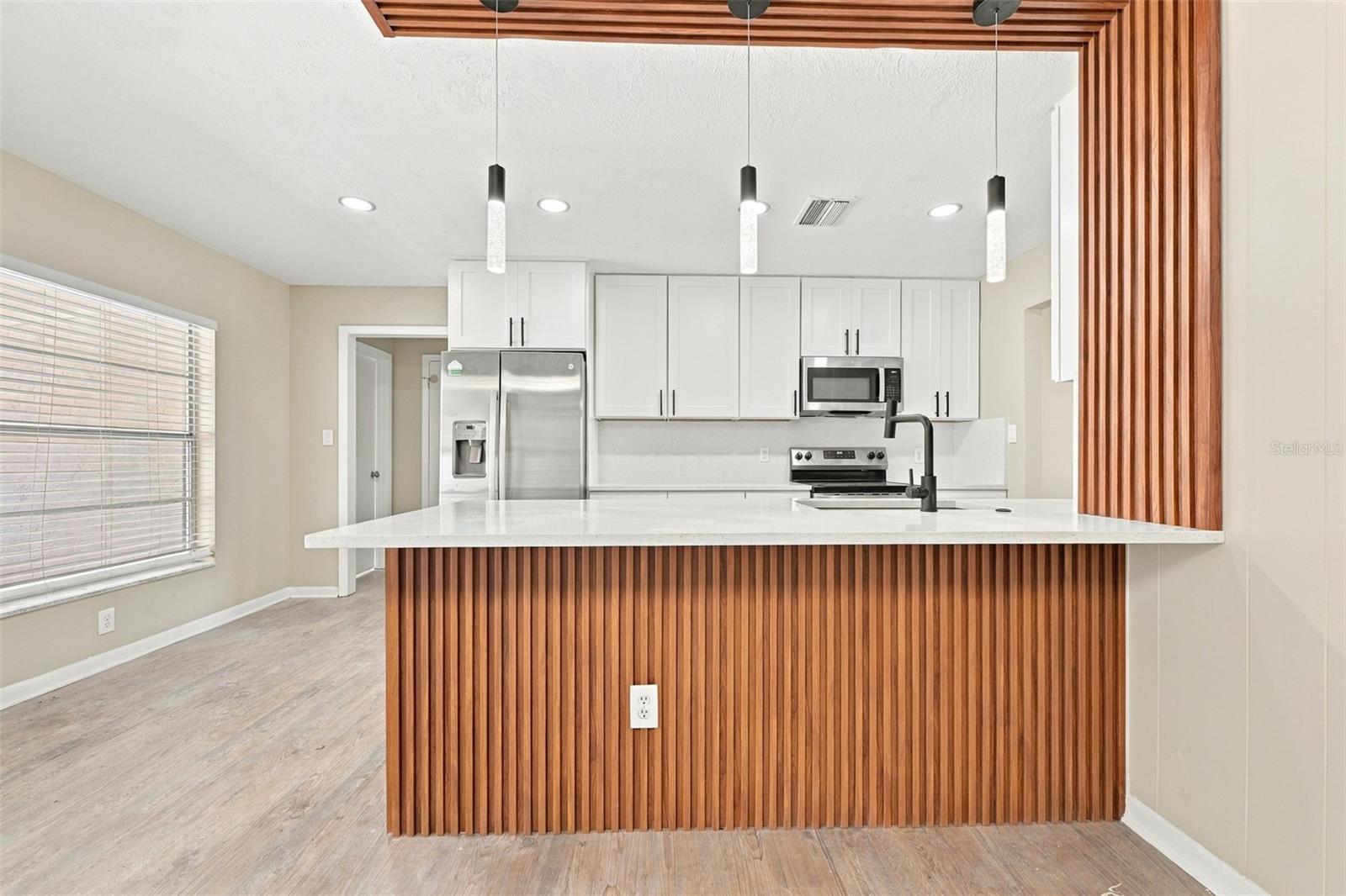 509 CLEMONS RD