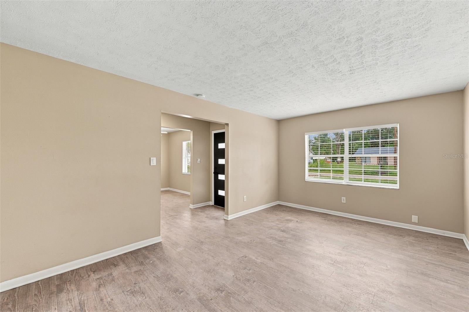 509 CLEMONS RD