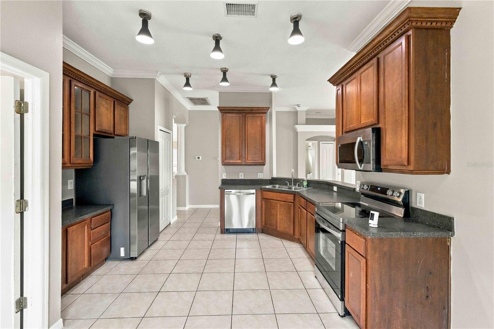 12321 ADVENTURE DR