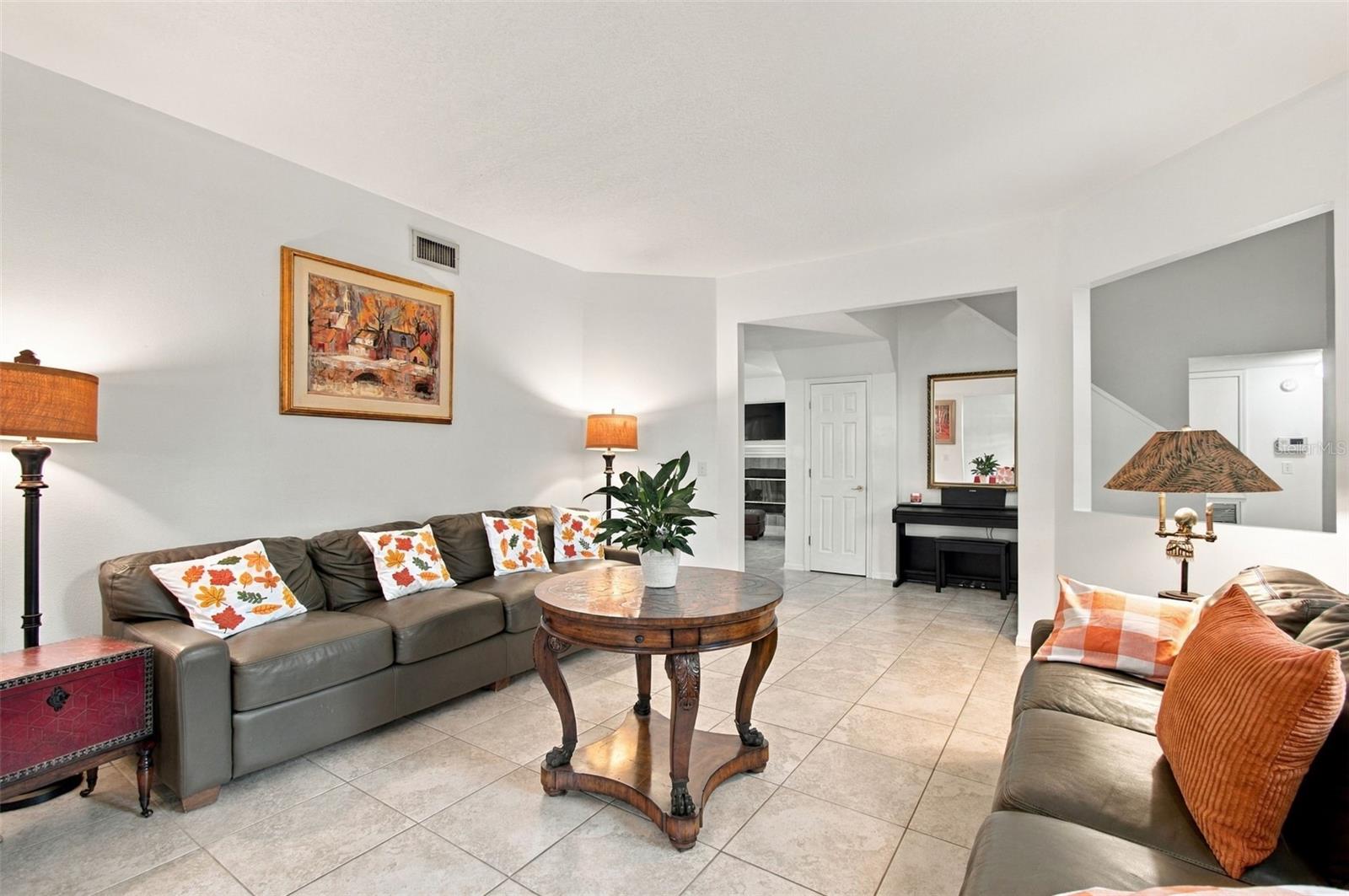 8102 STONEFIELD