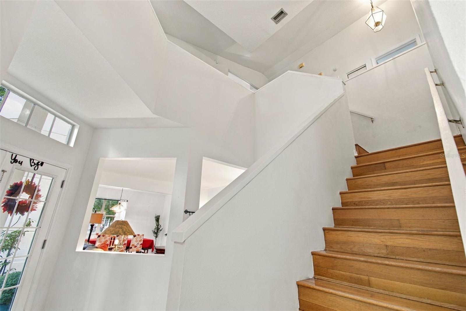 8102 STONEFIELD