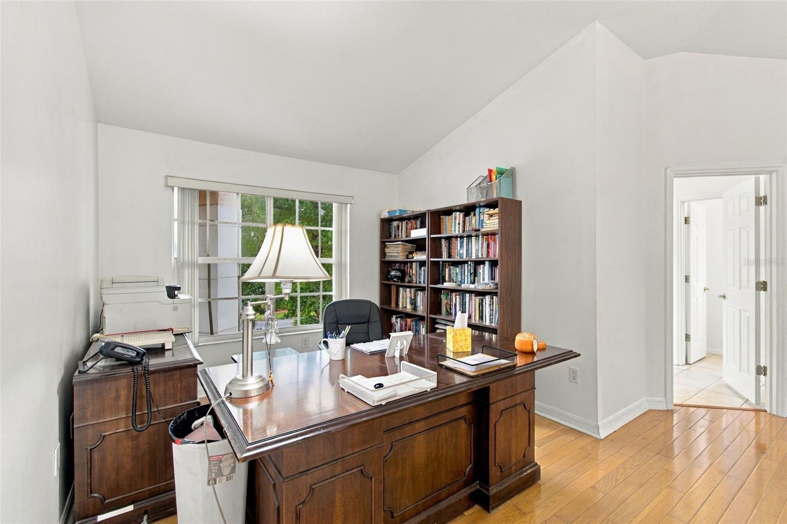 8102 STONEFIELD